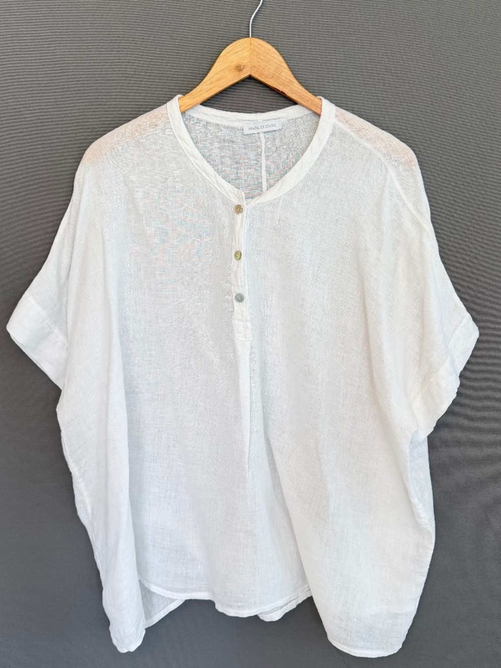MADE IN ITALY Women’s One Size Fits Most White 100% Linen Short Sleeve Henley